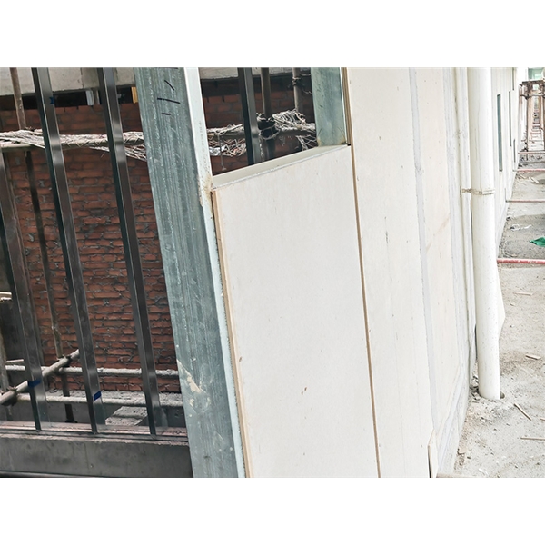 莱州泄爆墙 专业泄爆 质量轻 优质原料 阻燃三小时 性能稳定